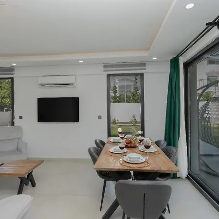 Tahanci Villa *