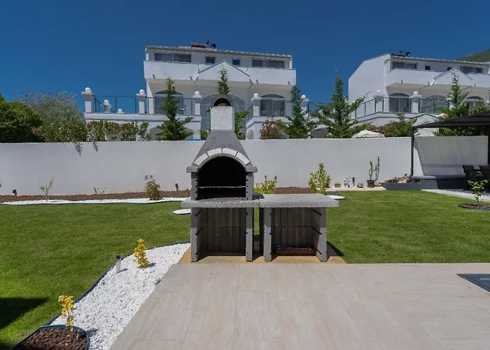 Tahancı Villa *