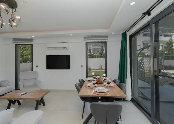 Tahancı Villa *